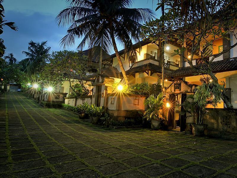 Dewi Sinta Hotel And Restaurant Tanah Lot Dış mekan fotoğraf